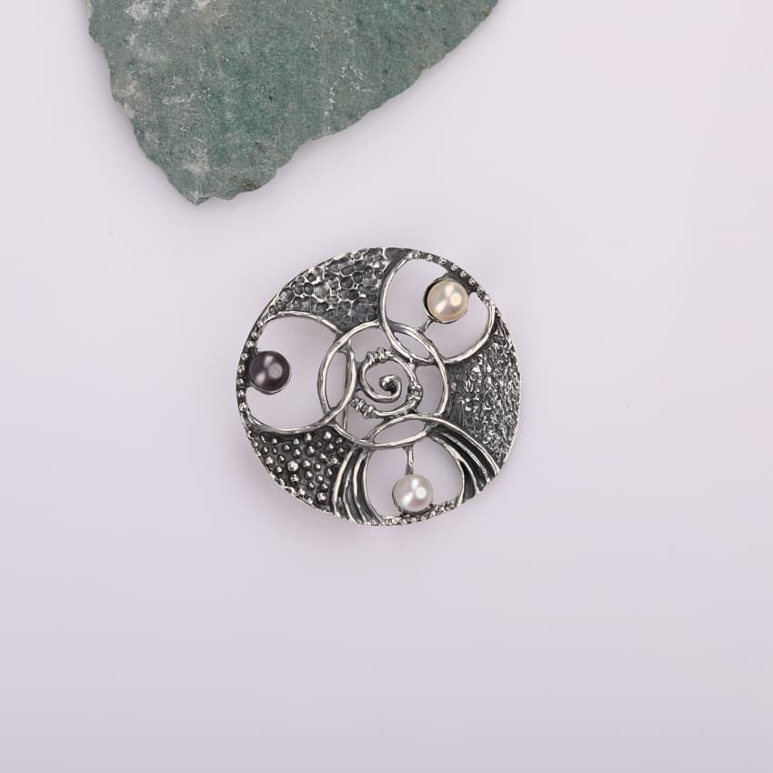 Արծաթե կախազարդ Սև և սպիտակ Kara Silver