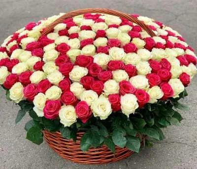 Վարդերով ծաղկային կոմպոզիցիա (175 հատ) MariEll Flowers