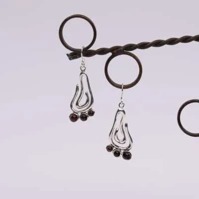 Արծաթե ականջօղեր Աքիլլեսի գարշապար Kara Silver