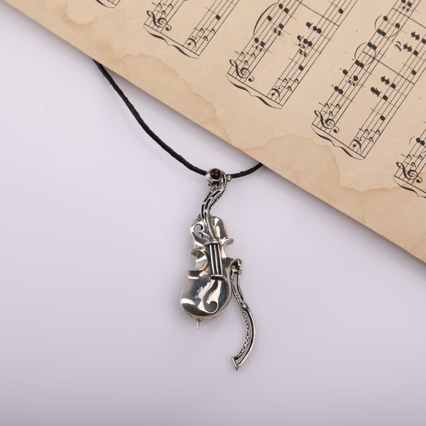 Արծաթե կախազարդ Թավջութակ Kara Silver